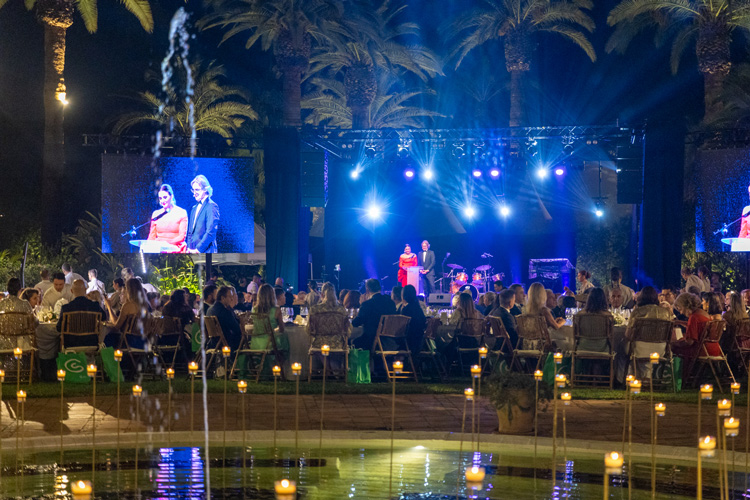 Récord en la gala contra el cáncer de Marbella con 620 asistentes