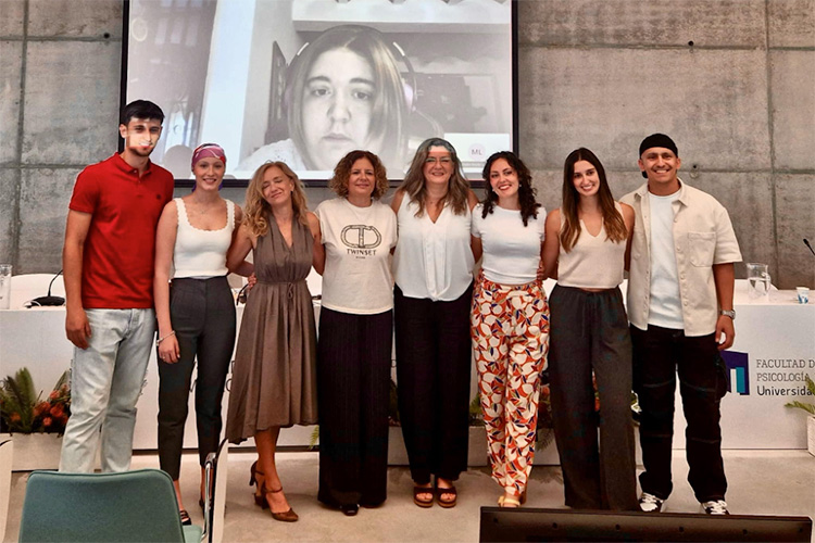La Facultad de Psicología y Logopedia da visibilidad a la problemática del cáncer entre el alumnado universitario